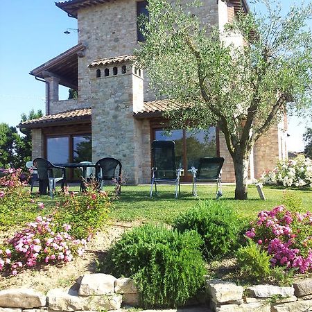 Agriturismo La Torraccia Todi Luaran gambar