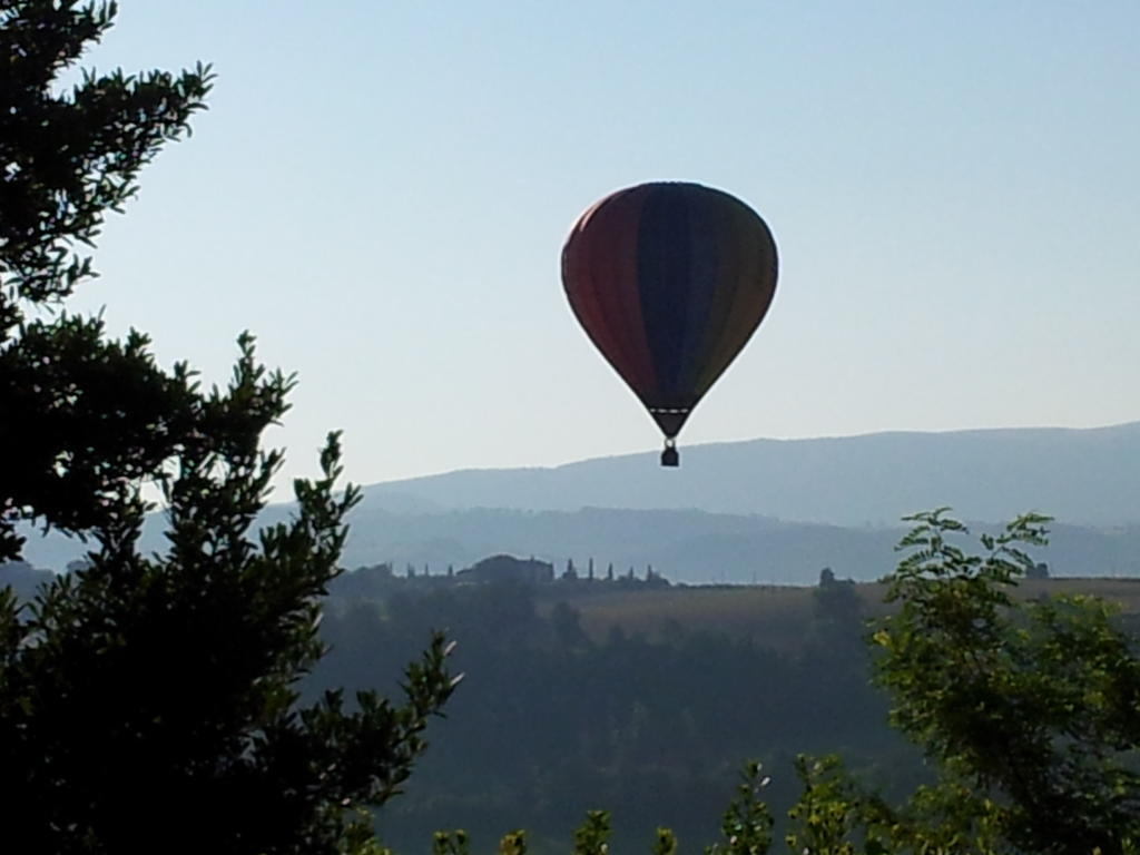 Agriturismo La Torraccia Todi Luaran gambar