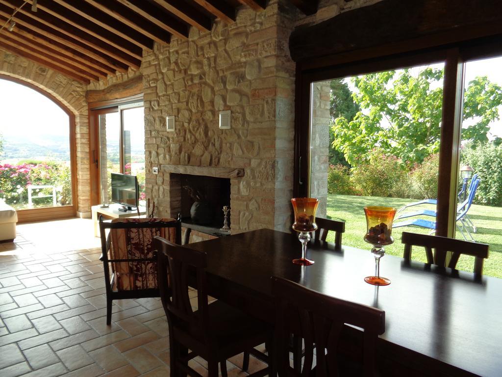 Agriturismo La Torraccia Todi Luaran gambar