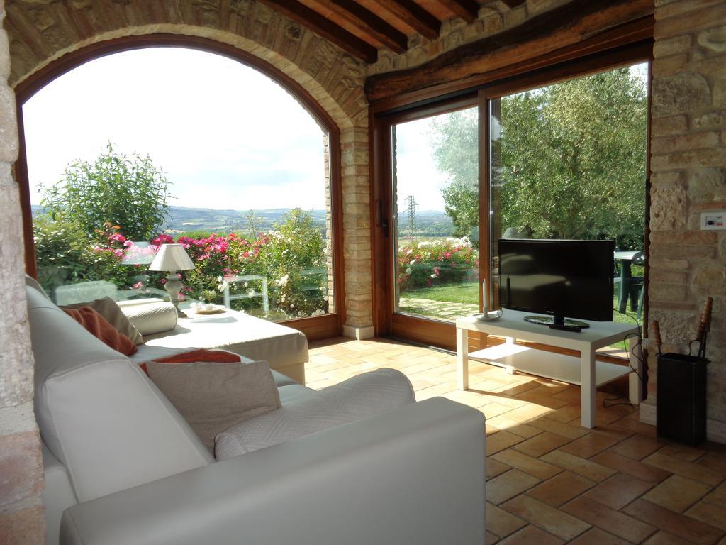 Agriturismo La Torraccia Todi Luaran gambar