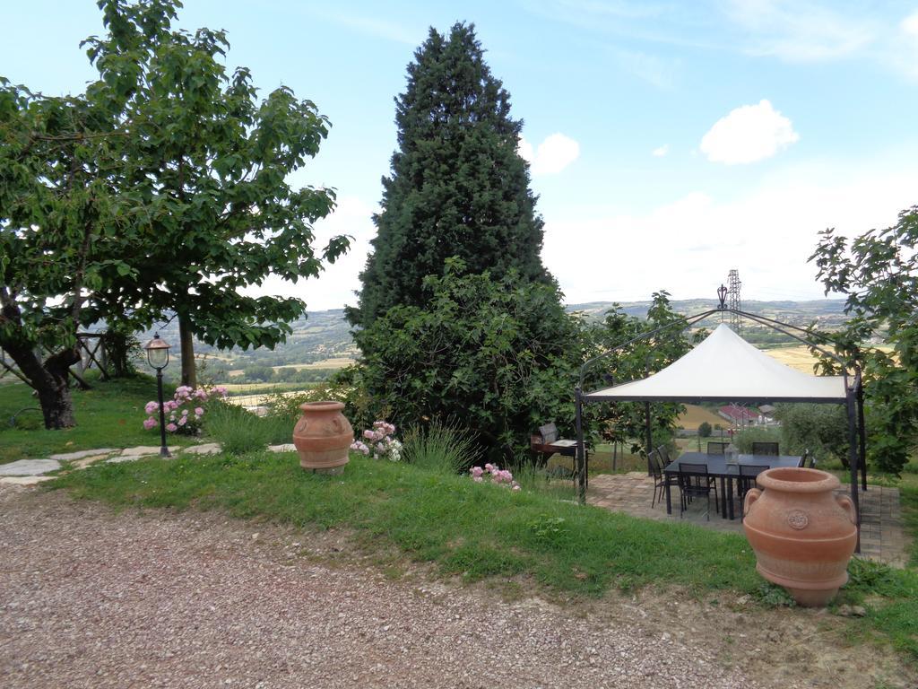 Agriturismo La Torraccia Todi Luaran gambar