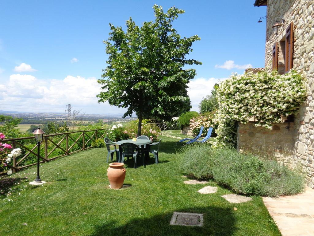 Agriturismo La Torraccia Todi Luaran gambar