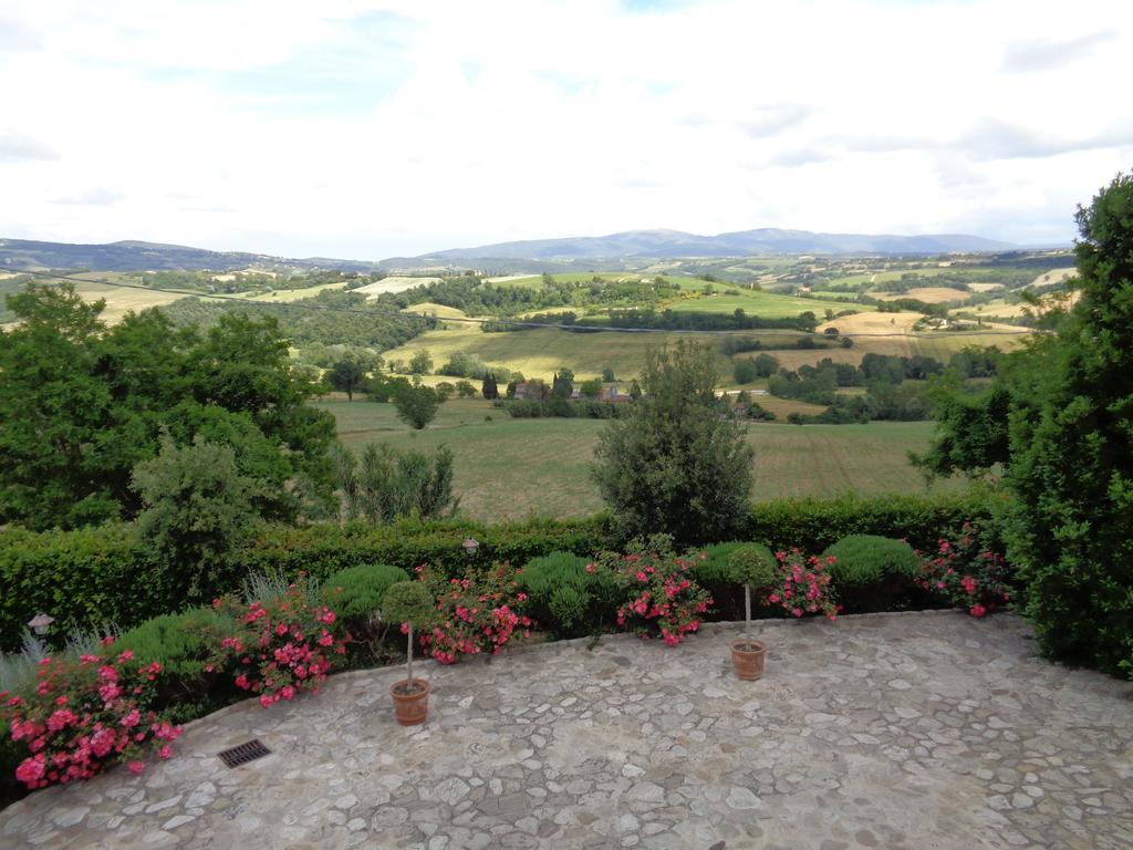 Agriturismo La Torraccia Todi Luaran gambar