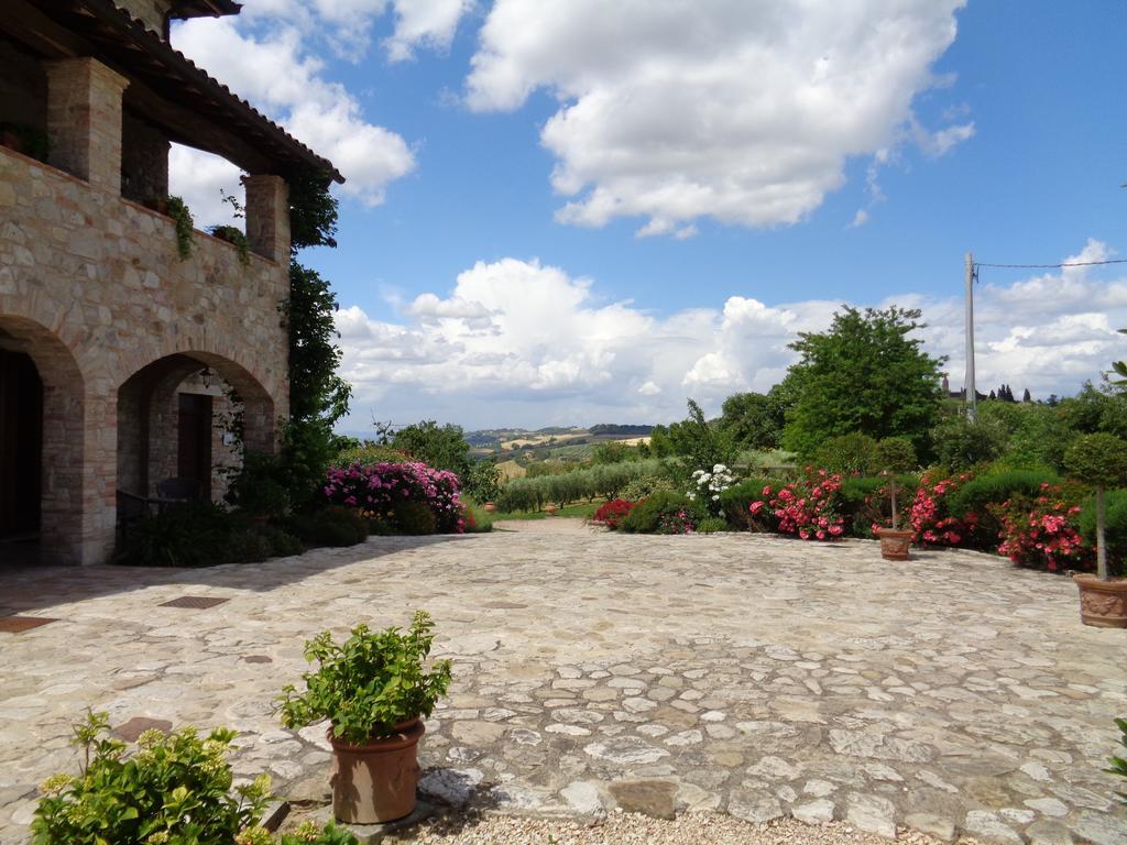 Agriturismo La Torraccia Todi Luaran gambar