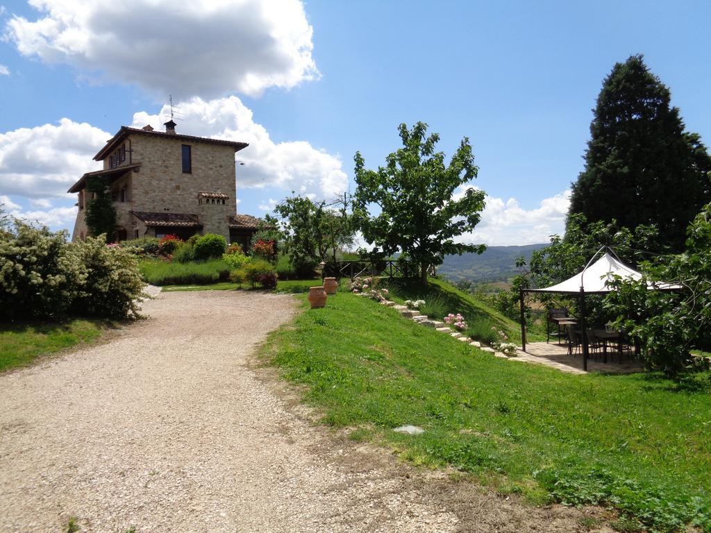 Agriturismo La Torraccia Todi Luaran gambar